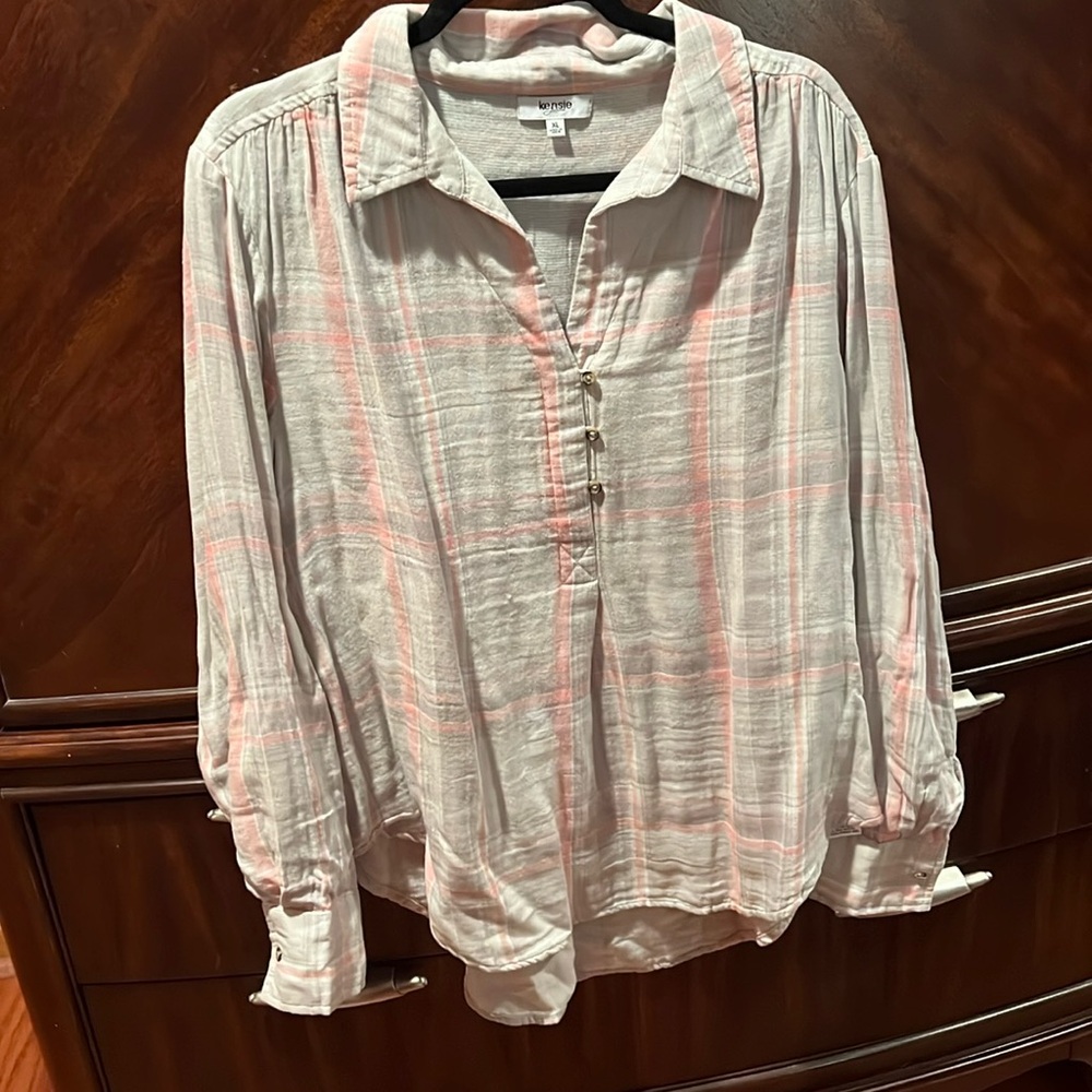 Lined 1/4 button Kenzie shirt